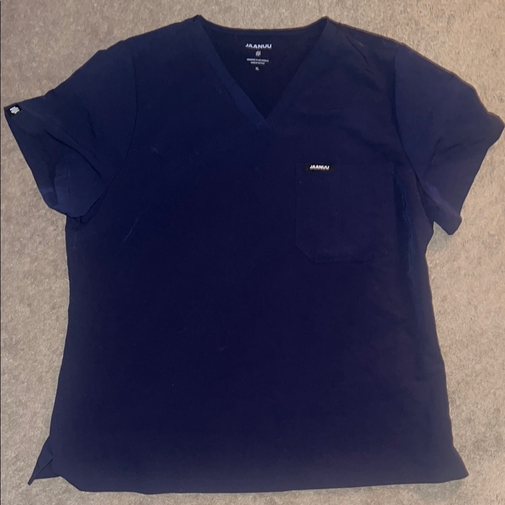 Jaanuu one pocket womens scrub top size XL